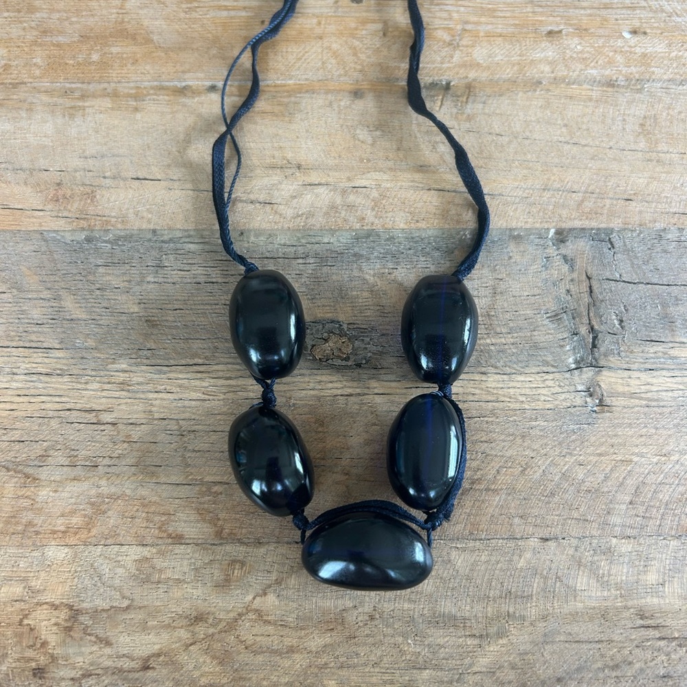 Elegant Navy Blue Beaded Necklace